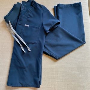 FIGS Dark Harbor Catrina top And Livingston pant